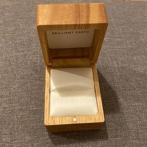 Brilliant Earth Ring Box